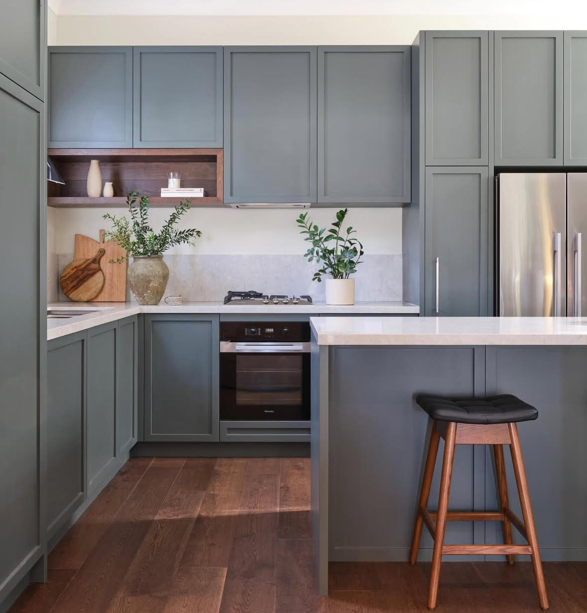 TH Brown Martelle Bar Stool, bringing sculptural form and timeless Australian design to relaxed, contemporary living.